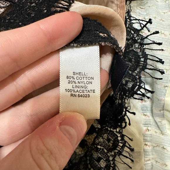 Banana Republic Black Lace Pencil Skirt 🖤 - Picture 12 of 13